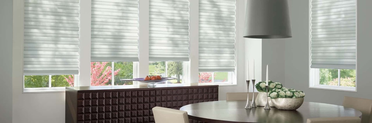 Roman shades near Phoenix, Arizona (AZ), that offer cordless designs for child-friendly homes.